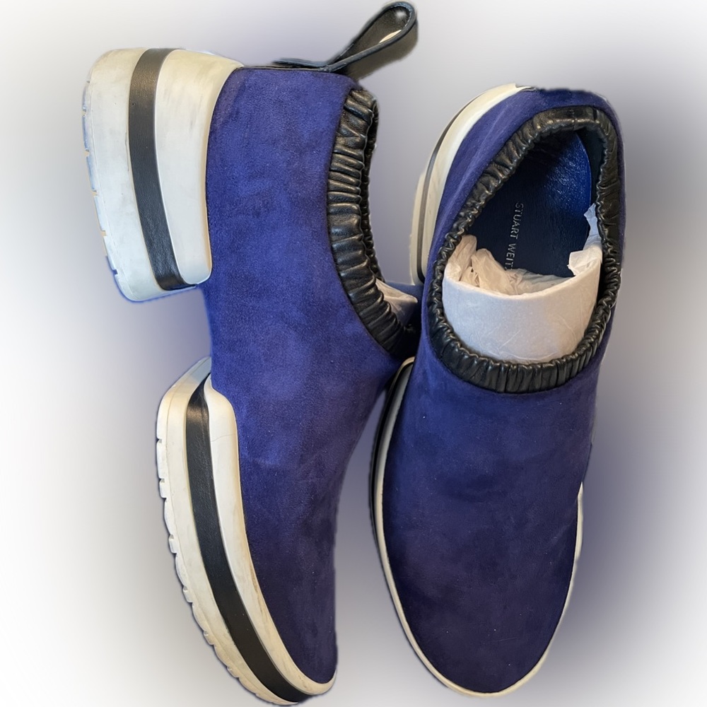 Stuart Weitzman maritime suede shoes